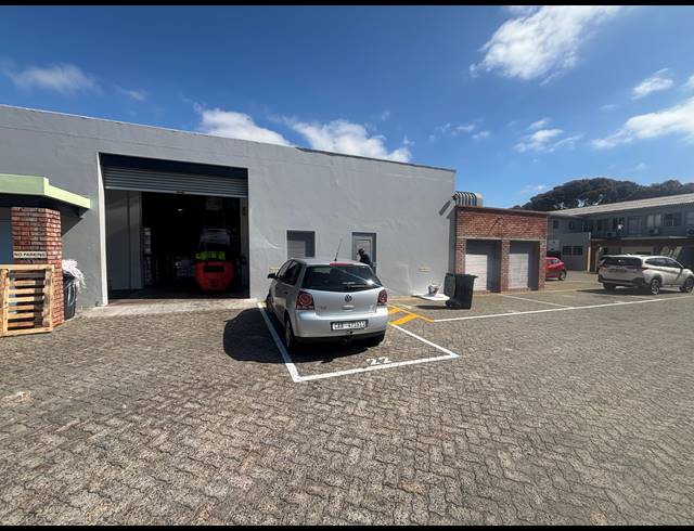 451M² WAREHOUSE TO LET IN MAITLAND